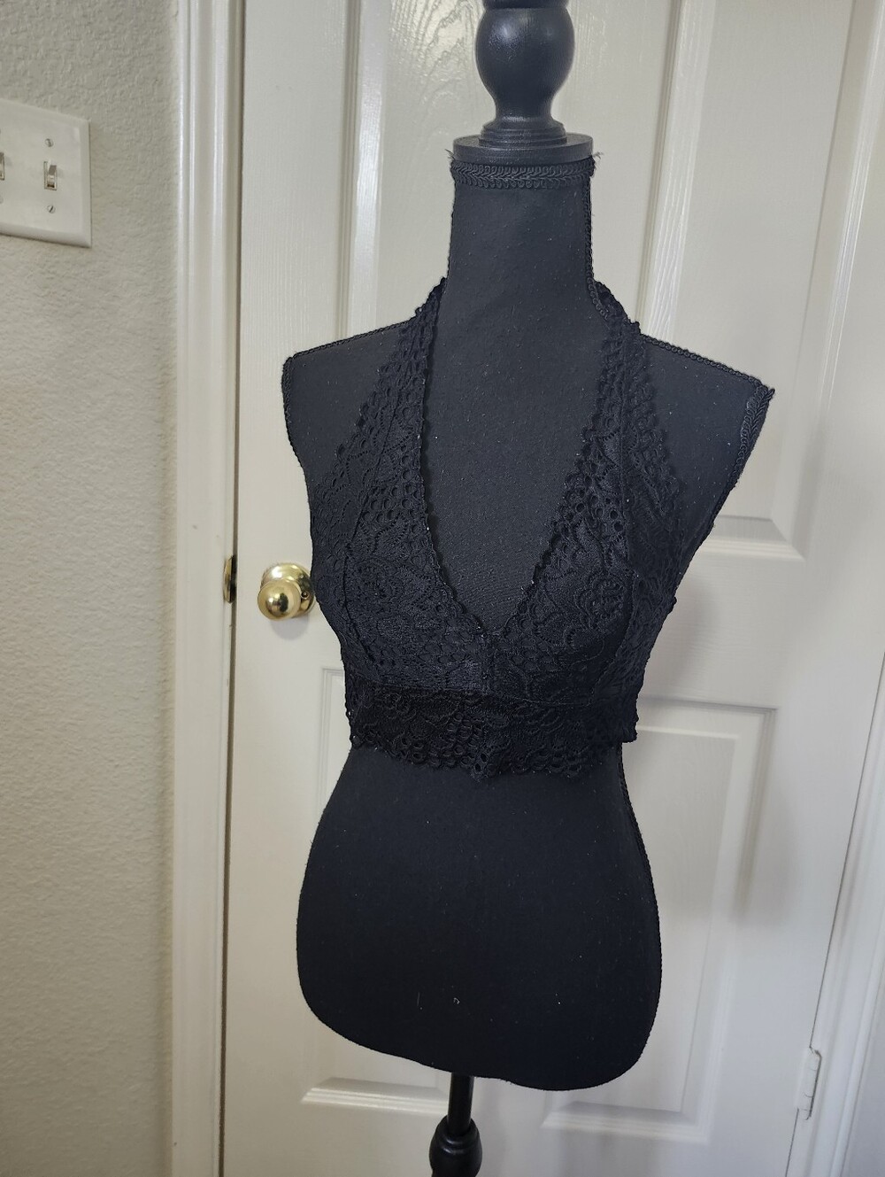 aerie Black Lace Halter Bralette Unlined S